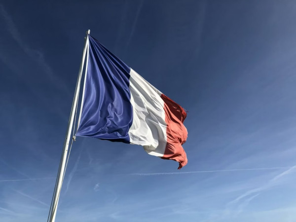 France Urges World Bank to Keep 45% Climate Finance Target as U.S. Pushes Fossil Fuel Shift - ESG News